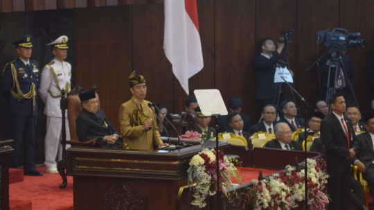 Senyum Jokowi Usai Sampaikan Pidato Kenegaraan