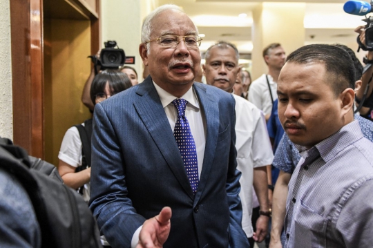 Sidang Kasus Korupsi Ditunda, Begini Ekspresi Najib Razak