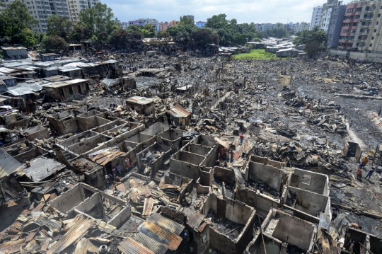 10.000 Warga Bangladesh Kehilangan Rumah Usai Kebakaran Dahsyat
