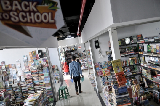Wisata Buku di Pasar Kenari Sepi Pembeli