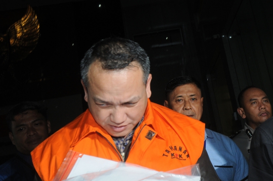 Ekspresi Jaksa Kejari Yogyakarta Saat Ditahan KPK