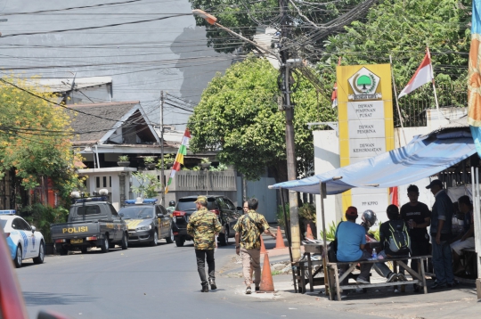 TNI-Polri Jaga Ketat Kantor DPP Partai Golkar