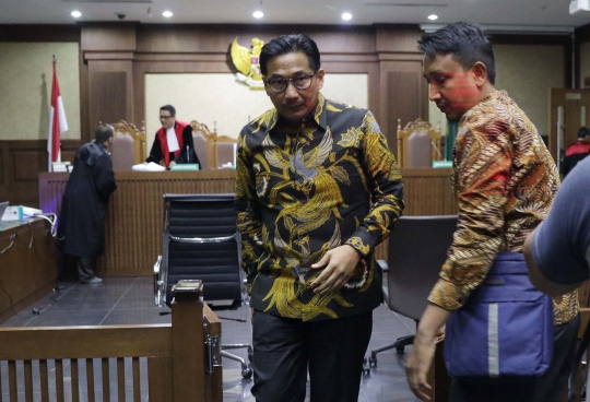 Sidang Bowo Sidik Pangarso Simak Keterangan Saksi