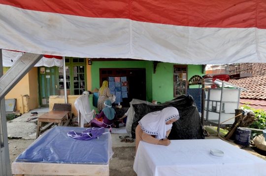 Pemberdayaan Kaum Ibu di Kampung Batik Cibuluh