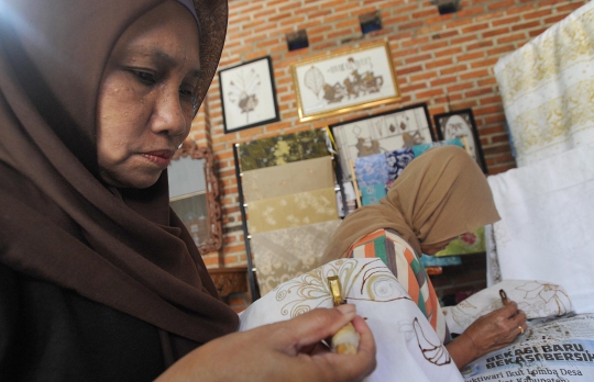 Pemberdayaan Kaum Ibu di Kampung Batik Cibuluh