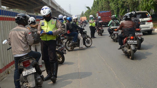 Polisi Gelar Razia Operasi Patuh Jaya 2019 di Kebon Nanas