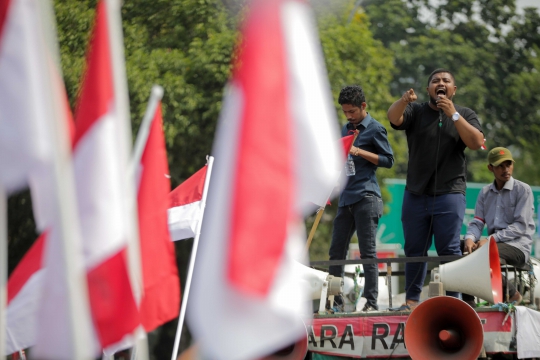 Aksi Demo Menyerukan Papua Tetap NKRI di Istana Merdeka