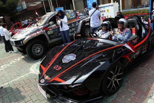 Usai Tempuh Jarak 900 Km, Mobil Listrik ITS Tiba di Jakarta