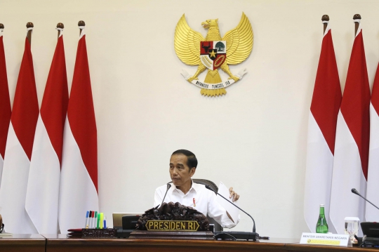 Jokowi Pimpin Rapat Terbatas soal Industri 4.0