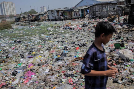 Kondisi Kampung Bengek, Permukiman di Atas Lautan Sampah