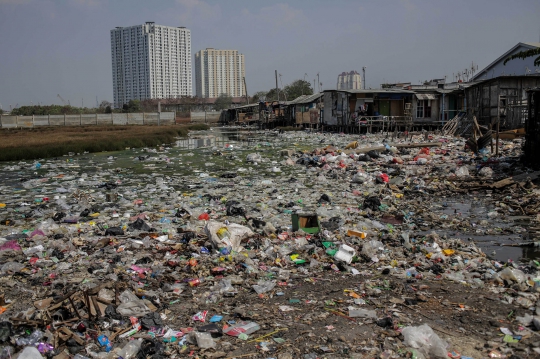 Kondisi Kampung Bengek, Permukiman di Atas Lautan Sampah
