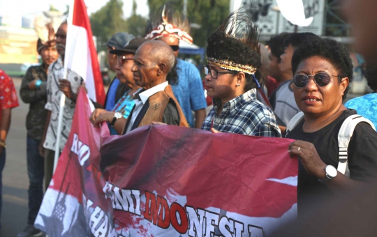 Front Pemuda Cenderawasih Papua Gelar Aksi Demo di Istana Merdeka