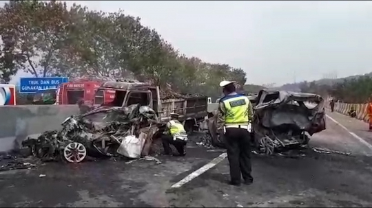 5 Kecelakaan Maut Lalu Lintas Paling Tragis di Indonesia