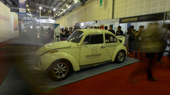 Mengunjungi Pameran Mobil Listrik IEMS 2019