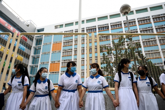 Pelajar SMA di Hong Kong Turut Gelar Aksi Unjuk Rasa