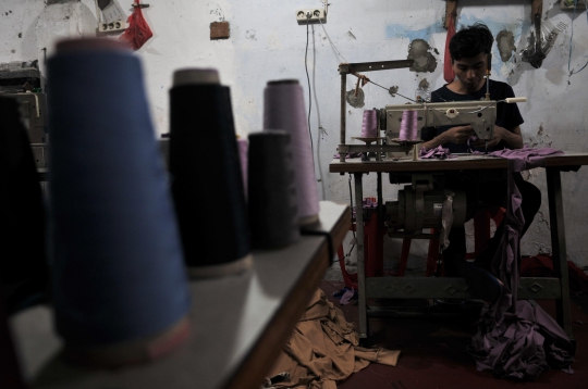Geliat Konveksi Lokal di tengah Ekspansi Tekstil Impor
