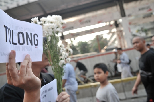 Aksi Bagi Bunga untuk Selamatkan KPK