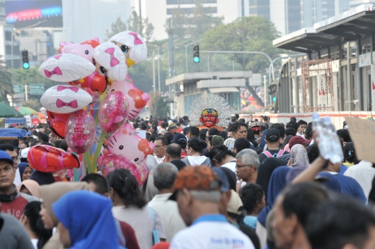 Lapak PKL Persempit Jalur Car Free Day