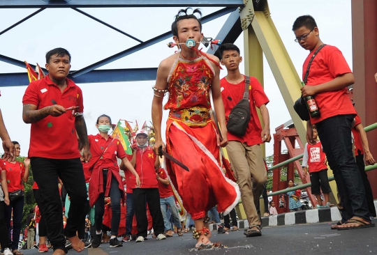 Kemeriahan Kirab Budaya dan Ruwat Bumi di Tangerang