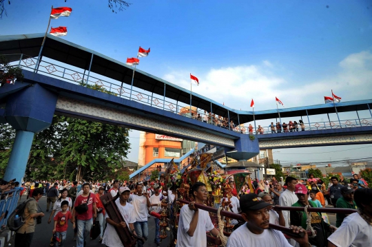 Kemeriahan Kirab Budaya dan Ruwat Bumi di Tangerang