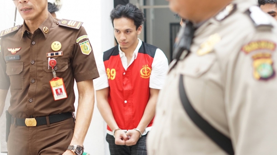 Jefri Nichol Jalani Sidang Perdana Kasus Narkotika