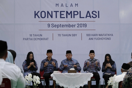 SBY Gelar Malam Kontemplasi dan Tahlilan 100 Hari Ibu Ani