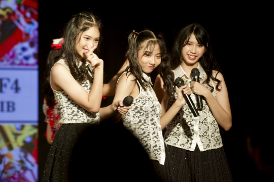 Melihat Perayaan Anniversary Theater JKT48 yang ke Tujuh