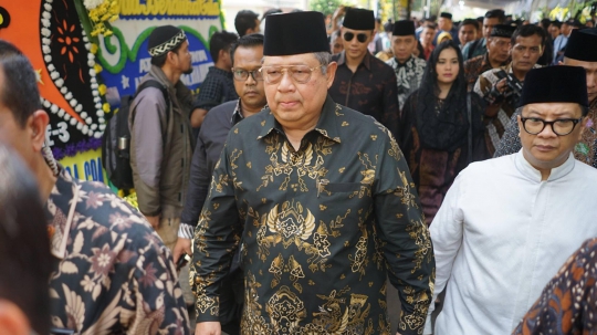 Tokoh Nasional Berdatangan ke Rumah Duka BJ Habibie