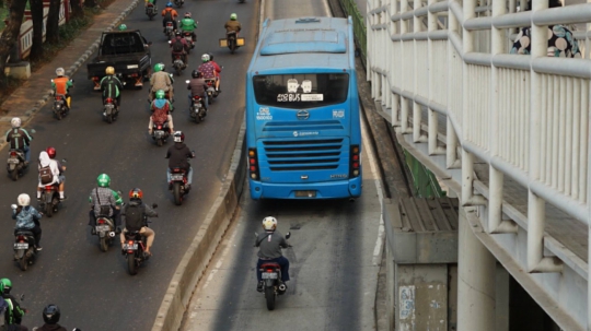 Tilang Elektronik di Koridor Transjakarta Diberlakukan 1 Oktober