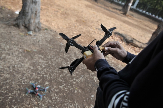 Keseruan Bermain Drone Balap