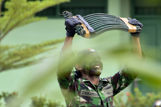 Atraksi Prajurit TNI dalam Latihan Militer di Aceh