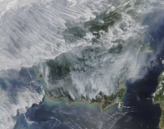 Penampakan Asap Kebakaran Hutan Kalimantan dari Luar Angkasa