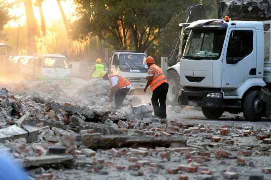Gempa Bumi Berkekuatan 5,6 Magnitudo Guncang Albania