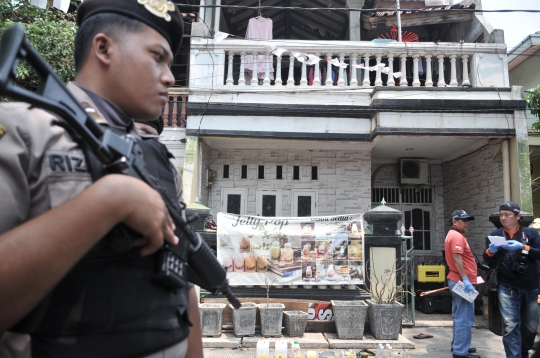 Polisi Amankan Barang Bukti Terduga Teroris di Jakarta