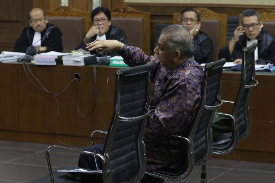 Sidang Dugaan Suap PLTU Riau-1, Sofyan Basir Jalani Pemeriksaan Terdakwa