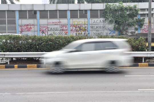 Yang Tersisa dari Bentrokan Demo di DPR