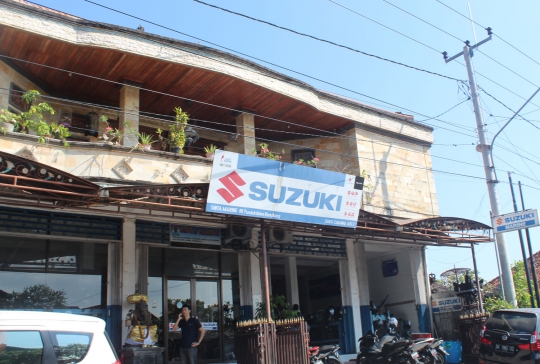 Mengunjungi Bengkel dan Diler Mesin Tempel Kapal Suzuki Marine Terbaik di Bali