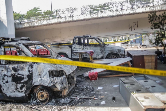 Ini Pos Polisi di Bawah Jembatan Slipi yang Dibakar Massa