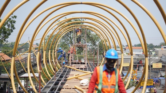 Memantau Pembangunan JPO Pasar Minggu Senilai Rp 7 Miliar