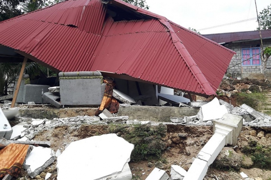 Ratusan Rumah Rusak Akibat Gempa di Ambon