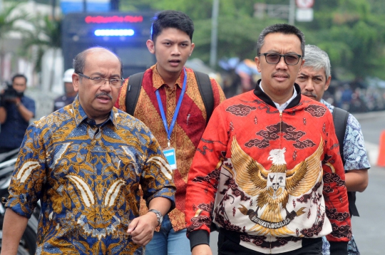 Imam Nahrawi Diperiksa Sebagai Tersangka