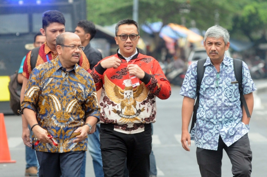 Imam Nahrawi Diperiksa Sebagai Tersangka