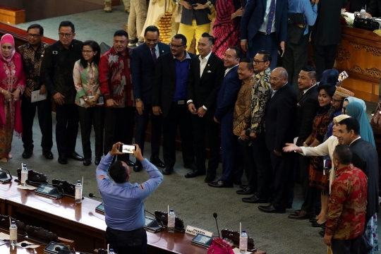 Penampakan Rapat Paripurna Terakhir yang Dihadiri 200 Orang Anggota DPR