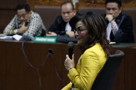 Bupati Minahasa Selatan Bersaksi di Sidang Bowo Sidik Pangarso