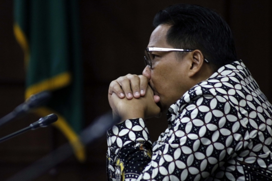 Bupati Minahasa Selatan Bersaksi di Sidang Bowo Sidik Pangarso
