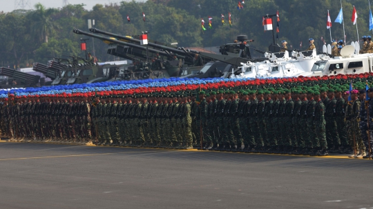 Ribuan Prajurit Gelar Gladi Bersih HUT ke-74 TNI