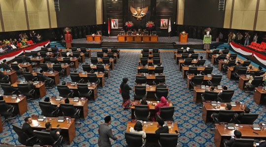 Suasana Rapat Paripurna Ketua DPRD DKI Jakarta Definitif