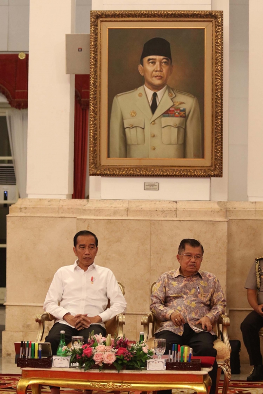 Jokowi Pimpin Sidang Kabinet Paripurna
