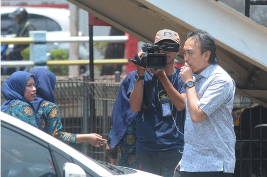 Usai Diperiksa KPK, Mantan Pejabat Garuda Hindari Wartawan