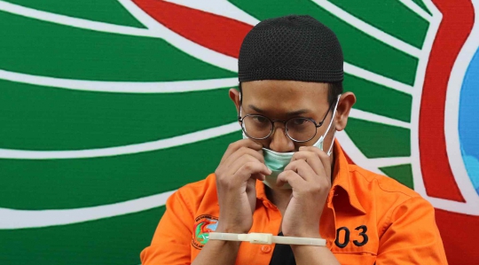 Ekspresi Komedian Rifat Umar Jadi Tersangka Kasus Kepemilikan Ganja